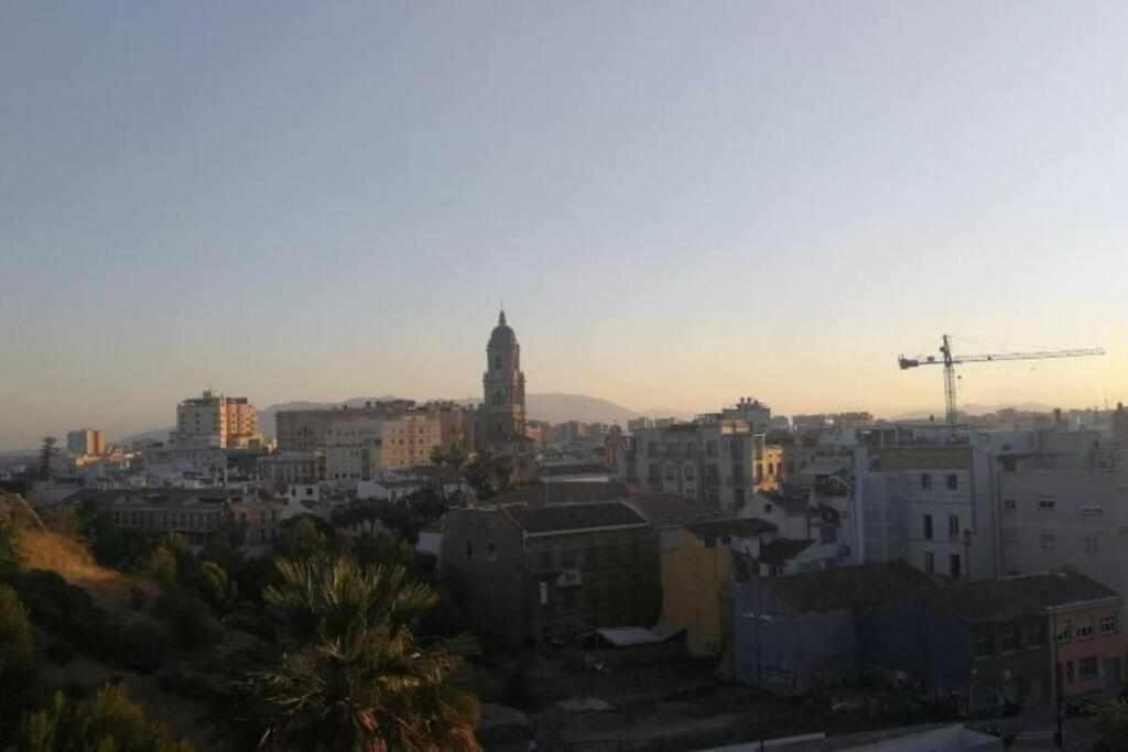Apartamento En Pleno Centro De Málaga Eksteriør billede